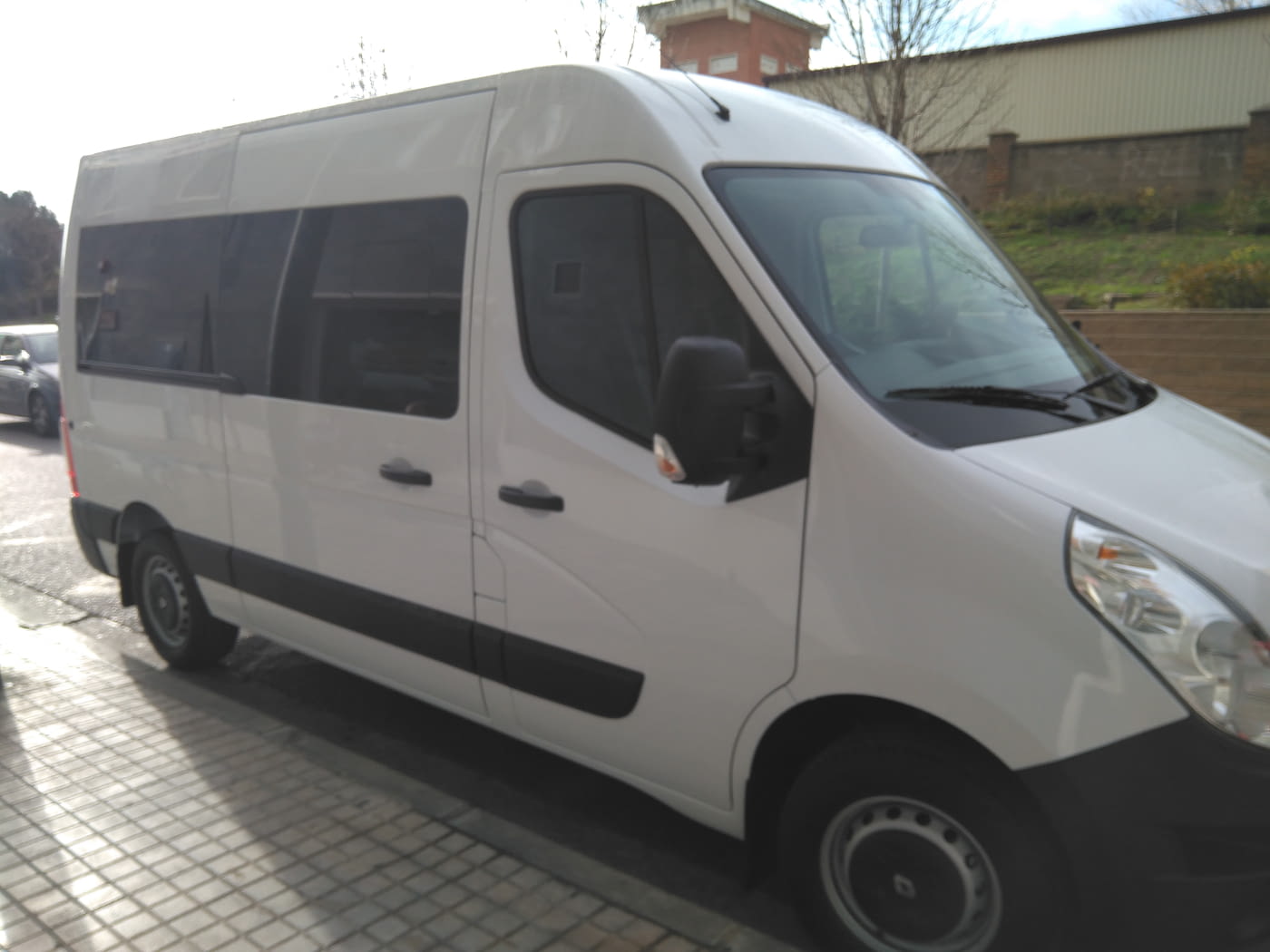 Adquirim un nou vehicle per a continuar facilitant la mobilitat de les persones