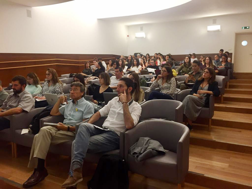 La implicació de tota la comunitat es básica per aconseguir el canvi social